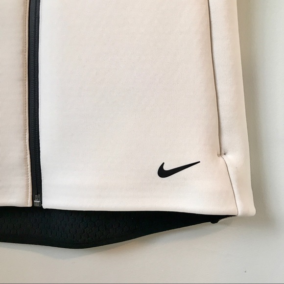 Nike Therma Fit Sphere Running Vest - Picture 3 of 6